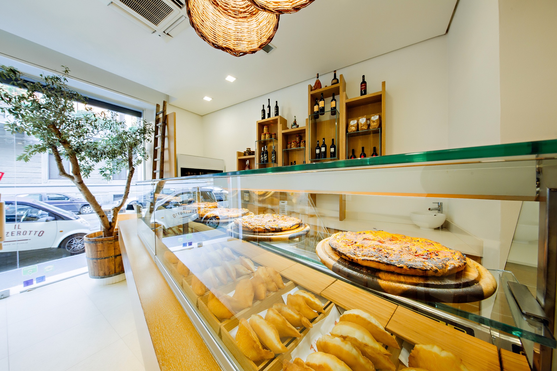 Ghiotto Panzerotto, Bari