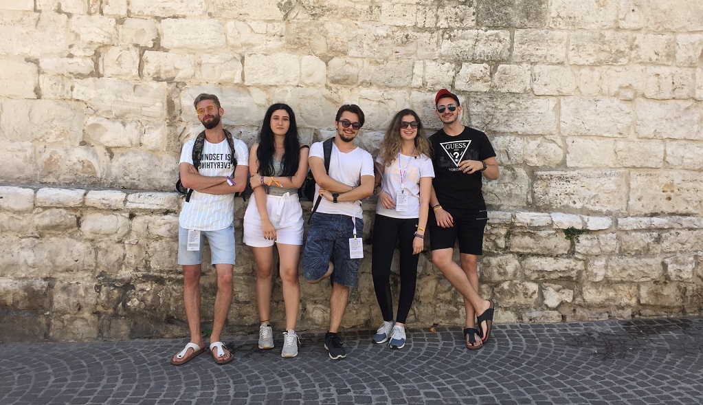 avrupa r&uuml;yası otob&uuml;sle avrupa turu otel konaklaması